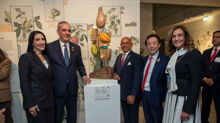 Abinader inaugura salón de República Dominicana en la sede de la FAO en Roma