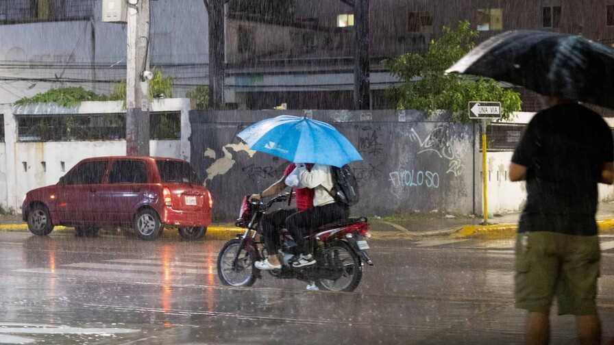 ¿Habrá clases este miércoles? Minerd espera no se repita la confusión Minerd suspende clases este martes en escuelas de zonas vulnerables de provincias en alerta amarilla